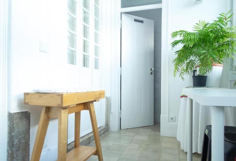 Номер Стандарт Совместная Ванная, Guest House Amoreiras