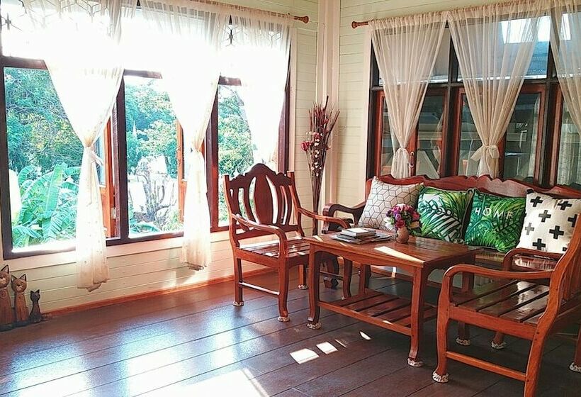 اتاق خانوادگی, Green Riverside Homestay