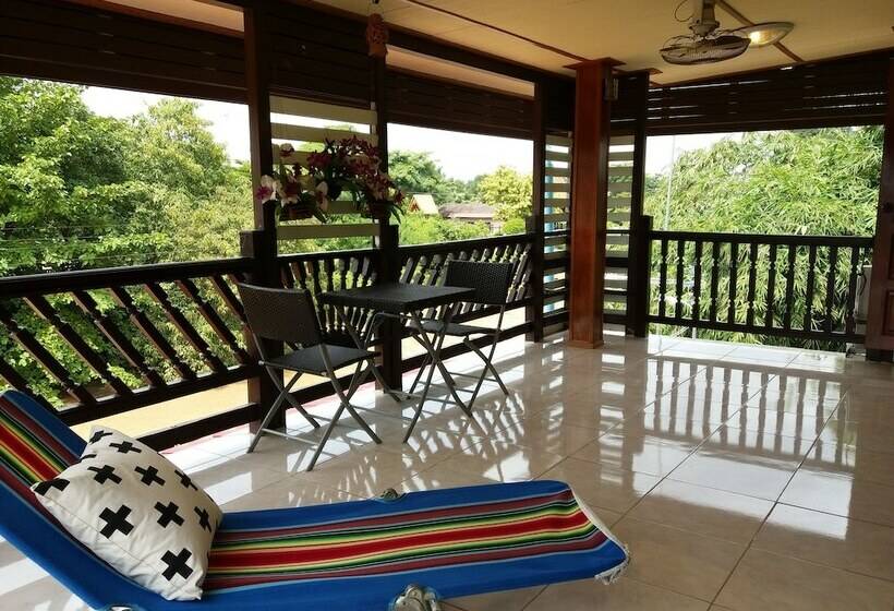 اتاق خانوادگی, Green Riverside Homestay