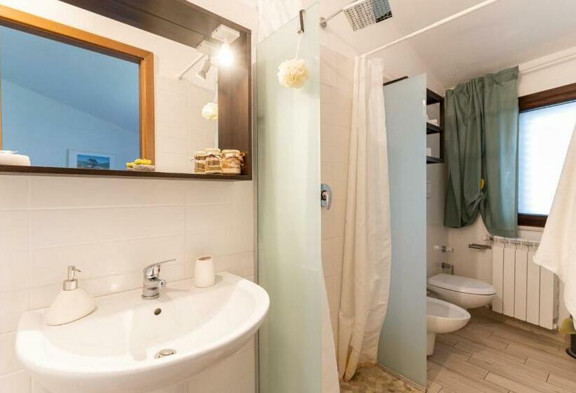 Номер Deluxe, Casa Dell Escursionista