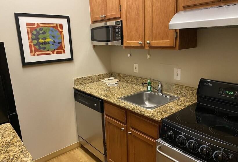 Люкс, Mainstay Suites Middleburg Heights Cleveland Airport