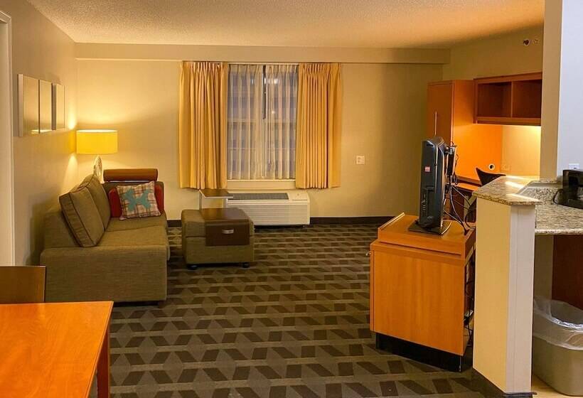 Люкс, Mainstay Suites Middleburg Heights Cleveland Airport