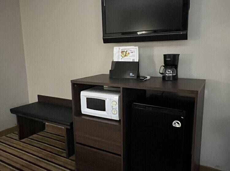 Номер Стандарт 2 Двуспальные Кровати, Super 8 By Wyndham Norcross/i85 Atlanta