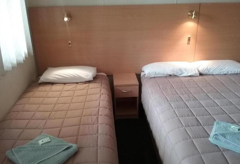 패밀리 룸, Murrurundi Motel