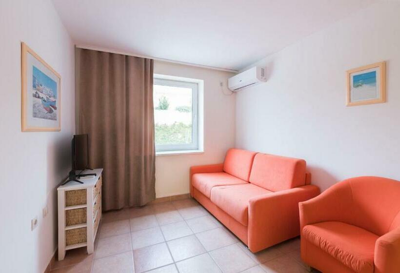 חדר סטנדרט נוף להרים, Aparthotel Roccia