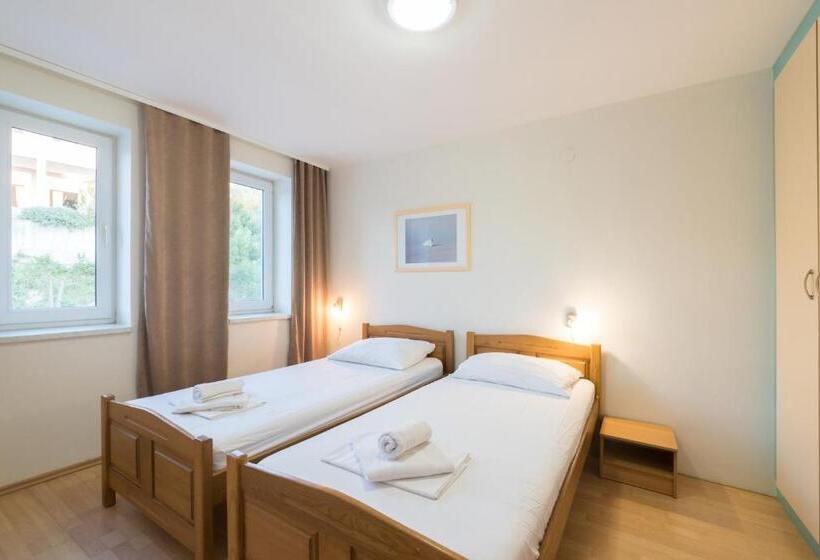 Семейный Номер Вид на Горы, Aparthotel Roccia