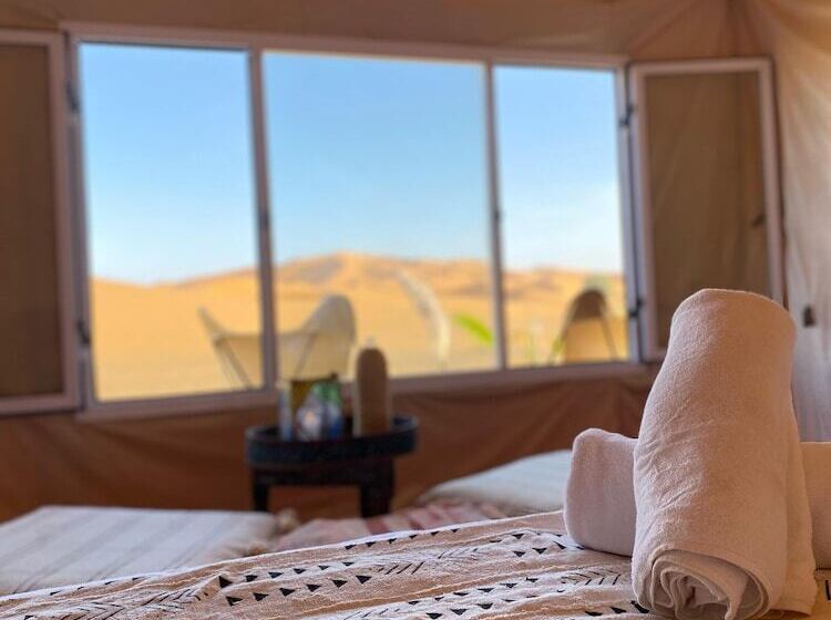 스탠다드 트리플 룸, Tangerine Sky Camp