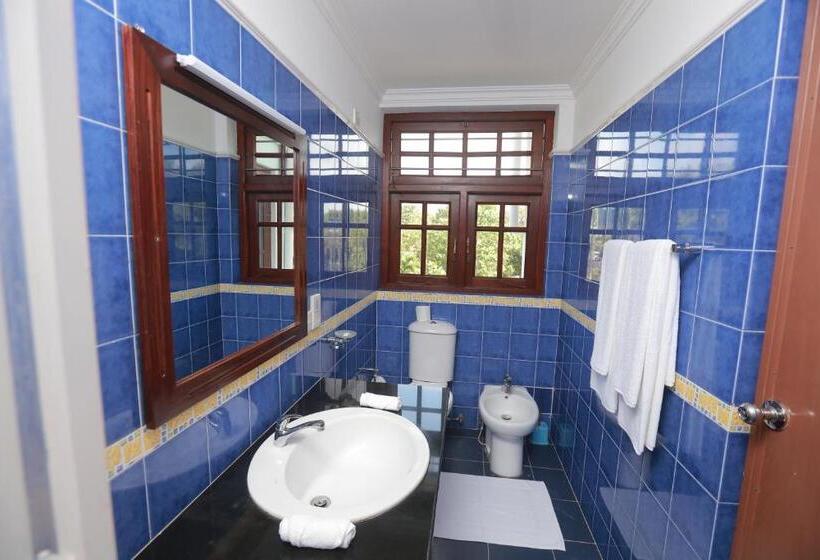 اتاق خانوادگی با سرویس بهداشتی مشترک, Villa 59