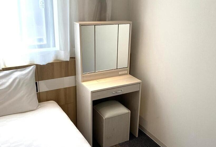 اتاق لوکس, Henn Na Hotel Komatsu Ekimae