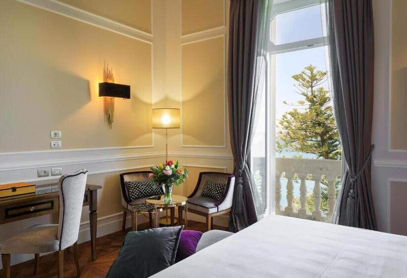 Номер Deluxe Вид на Море, Grand Hotel Des Etrangers