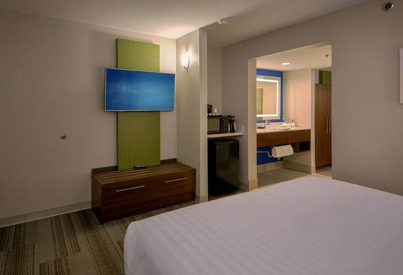 带2个双人床的标准工作室, Holiday Inn Express And Suites Pigeon Forge Sevierville By Ihg