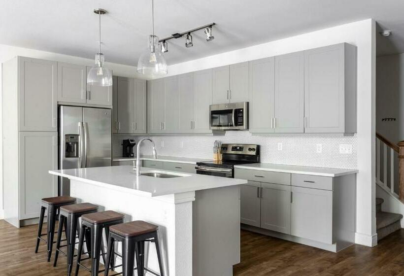 آپارتمان 2 خوابه, Kasa Greenville Dallas