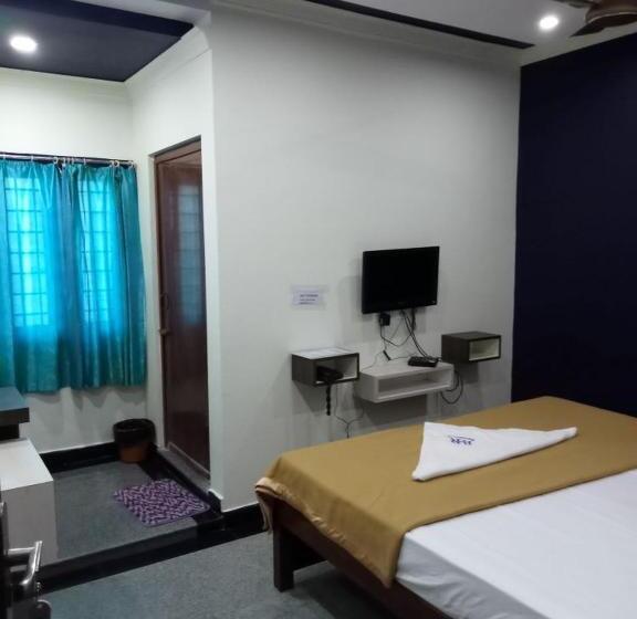 Номер Economy, Rr Residency