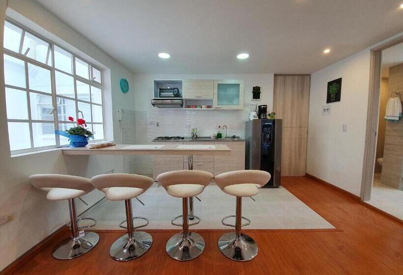 آپارتمان 3 خوابه, Homy Apartamentos #4   Corferias, Embassy, Airport, G12, Un, Agora