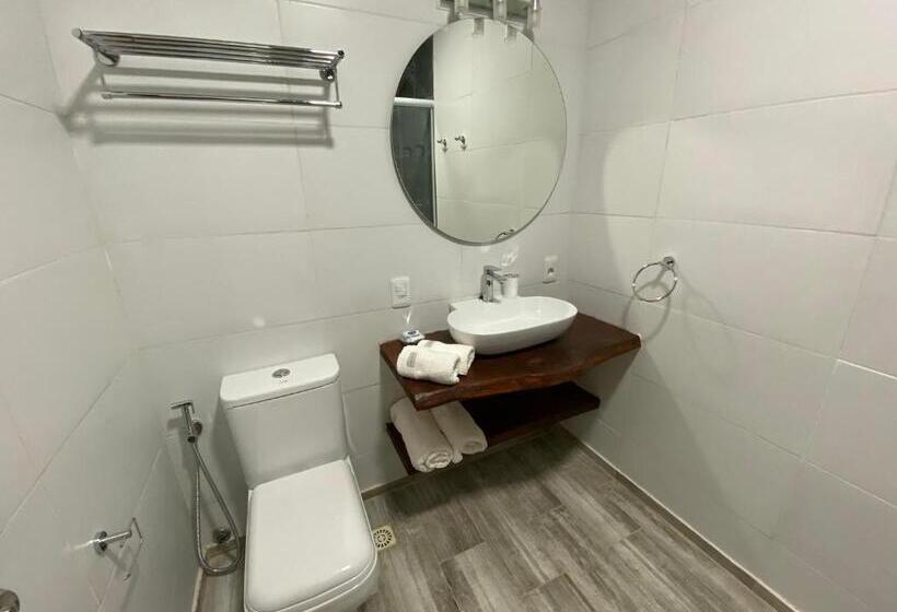 اتاق لوکس, Piriápolis Hostel & Suites