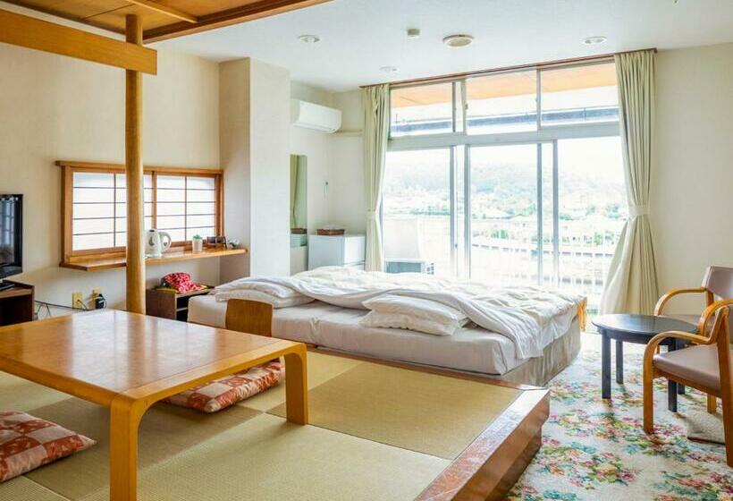 Четырехместный Номер Стандарт, Kameyama Onsen