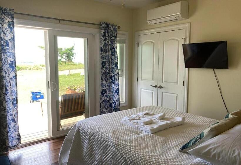 Suite Queen Bed, The Sullivan House
