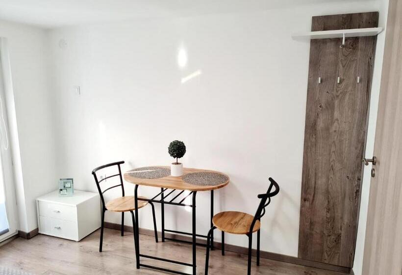 Апартаменты 2 Спальни, Hócza House Poroszló