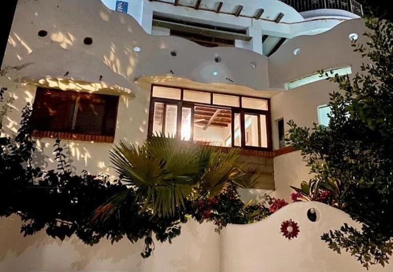 Standard room with outdoor bath, Casa Caracola