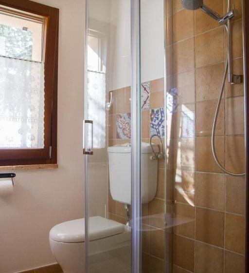Economy Quadruple Room, Agriturismo Rosa Antica