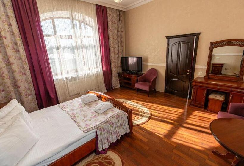 Номер Deluxe, Koncha Zaspa Park