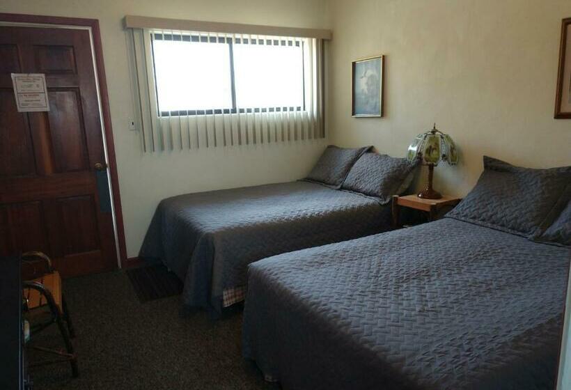 四人标准间, Swiss Mountain Motel