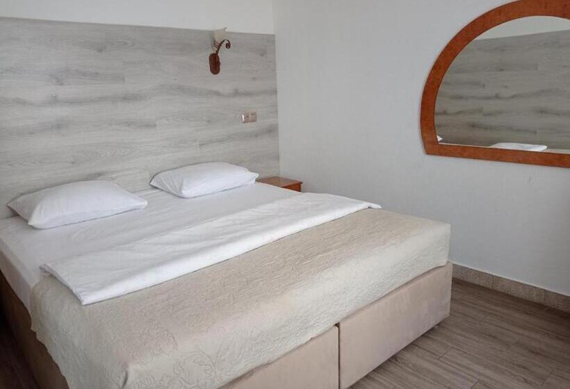 스탠다드 룸, Volyn Hotel Ludmir