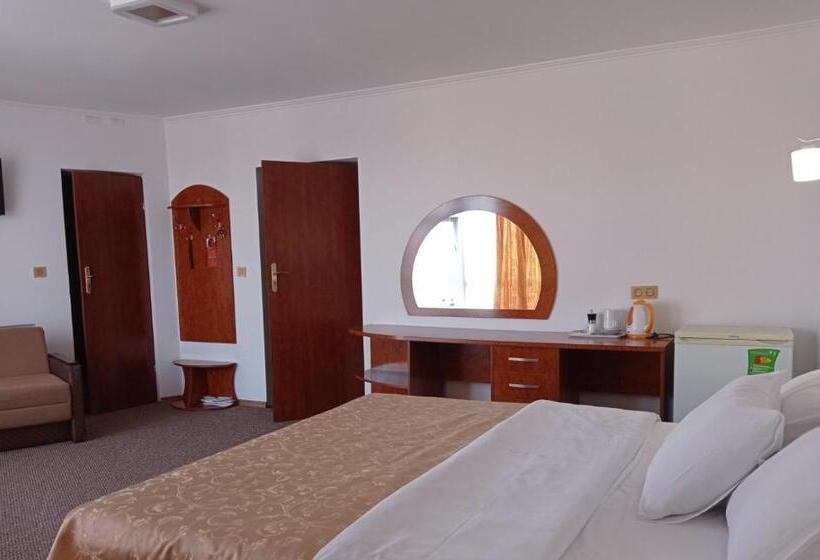 패밀리 룸, Volyn Hotel Ludmir