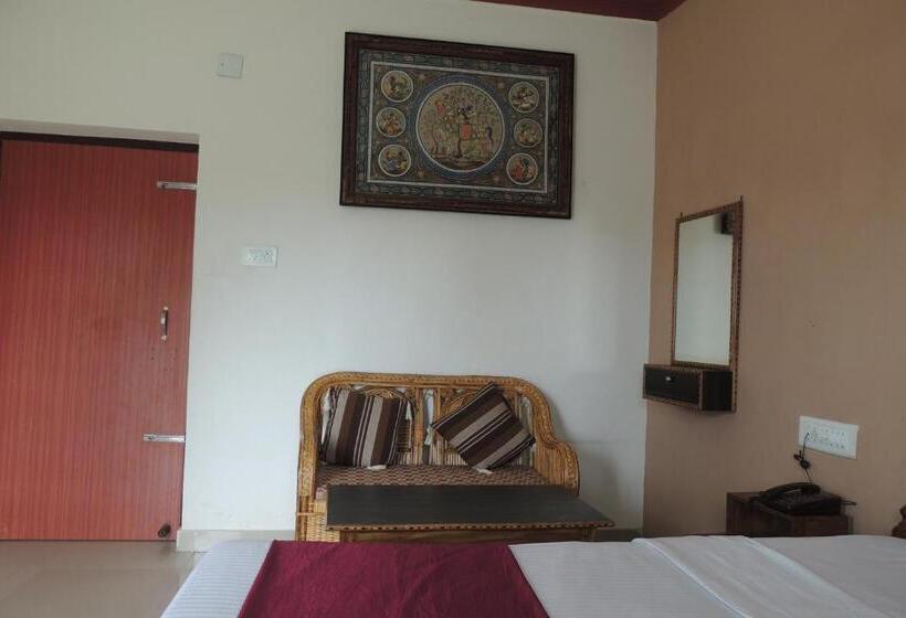 Номер Deluxe, Surya Inn