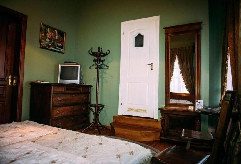디럭스 룸, Antique House
