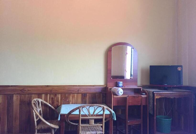 اتاق لوکس, Oudomphone Guesthouse 2