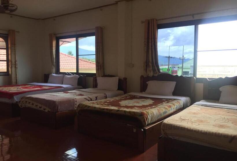 اتاق لوکس چهار تخته, Oudomphone Guesthouse 2