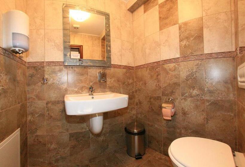 ویلای 1 خوابه, Vila Romanita