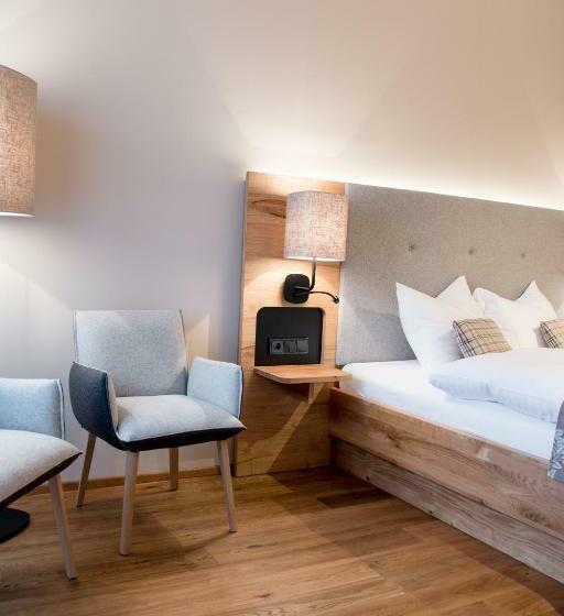 Номер Deluxe, Landgasthaus Helpfauer Hof