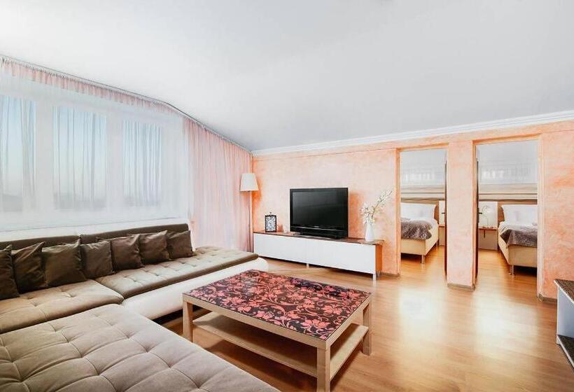 带2个卧室的公寓, Wellness Hotel Bahenec