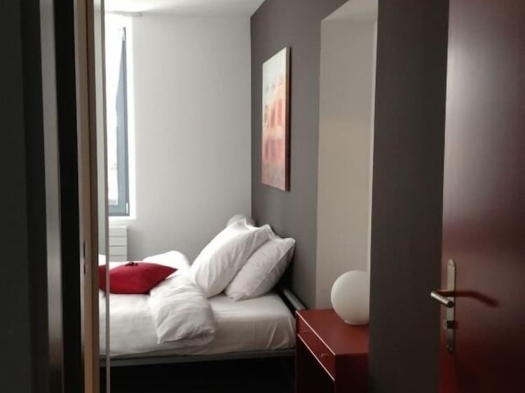 Номер Стандарт, Hôtel Au Boeuf Rouge