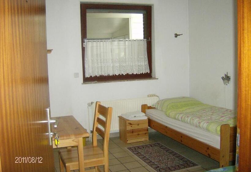 Номер Стандарт, Gästehaus Terrana