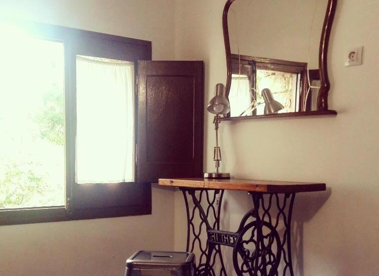 이코노미 룸, Hostal Moliné