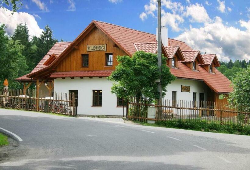 Номер Стандарт, Pension Klokočí