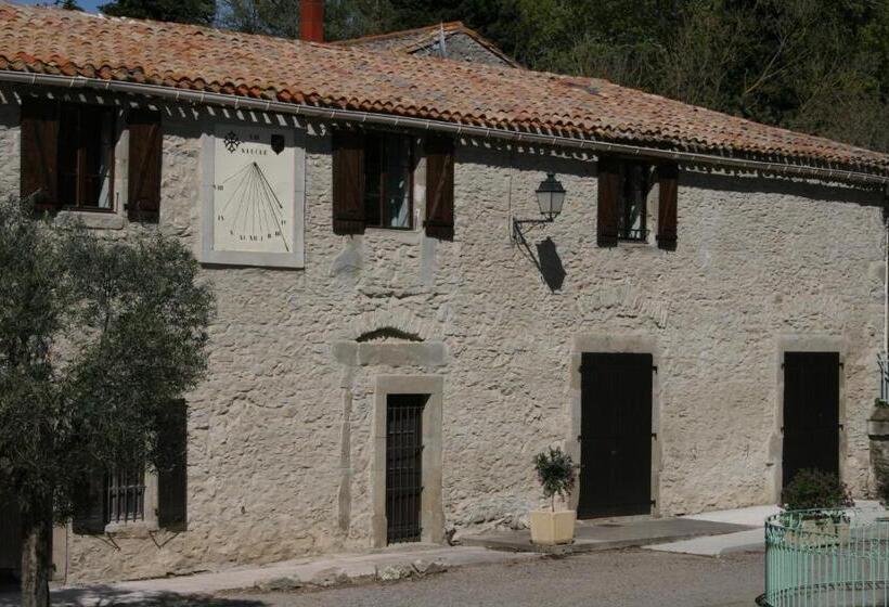 Номер Стандарт, Chambres Lou Castel