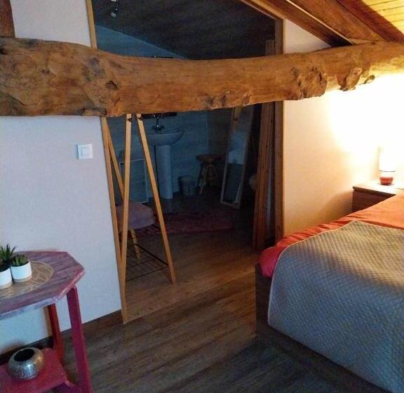 Номер Стандарт, Chambres D Hotes Manoir Le Cristal  Futuroscope à Petit Prix