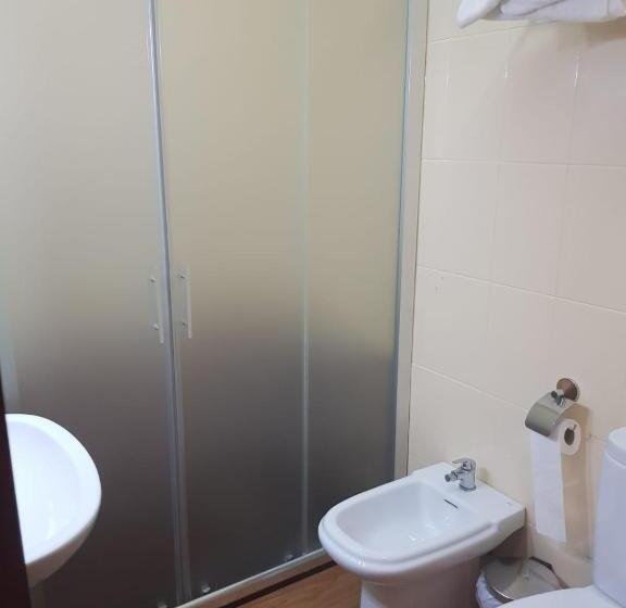 Номер Стандарт, Hostal Hispalis