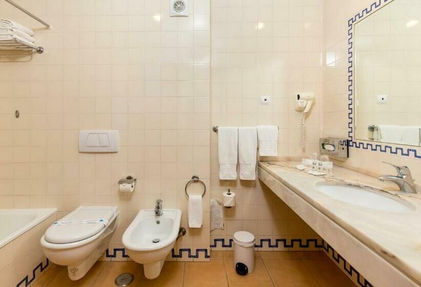 내측 침실 1개 아파트, Apartamento Dunamar