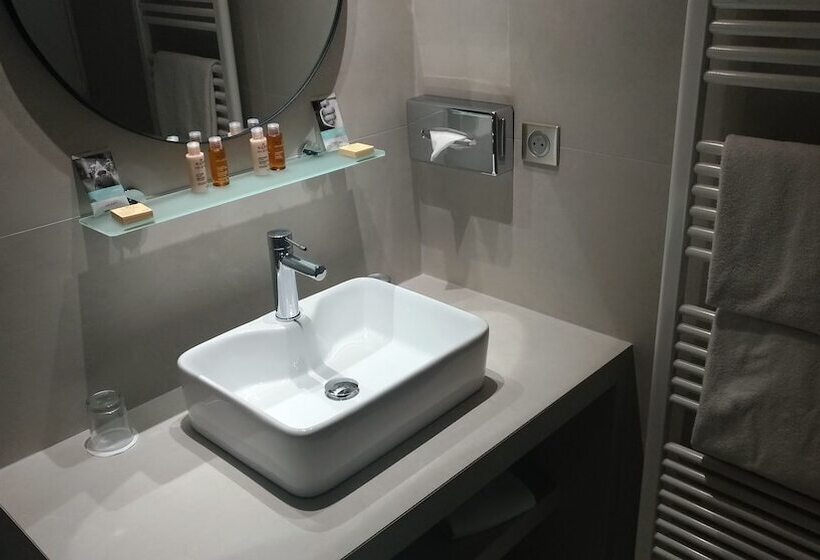 Номер Superior Внутренний, Mercure Villeneuve Loubet Plage
