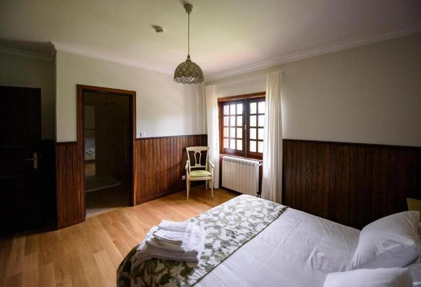 Дом 4 Спальни, Greenside Of Sea Hostel