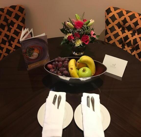 سوییت سوپریور, Taj Hotelapart, Taj Hotel Cape Town