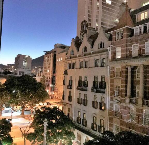 سوییت سوپریور, Taj Hotelapart, Taj Hotel Cape Town
