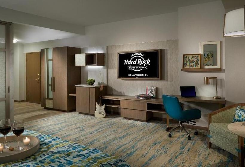 디럭스 룸, The Guitar Hotel At Seminole Hard Rock Hotel & Casino