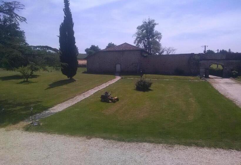 Номер Стандарт Вид на Сад, Pierre Deluen Domaine De La Grange De Quaire