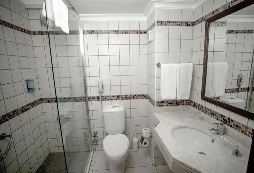 اتاق استاندارد سه نفره, Camyuva Beach
